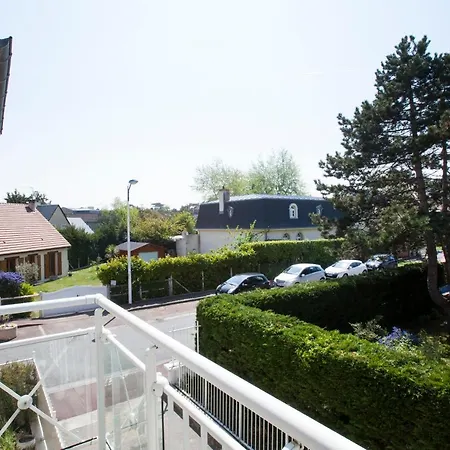 Neptune Proche Apartment *
