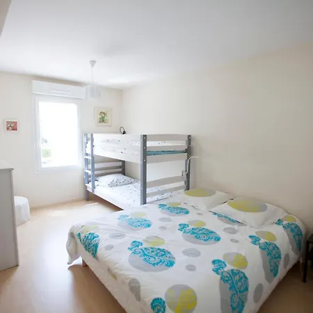 Appart Proche Avec Piscine Et Parking Couvert Prive